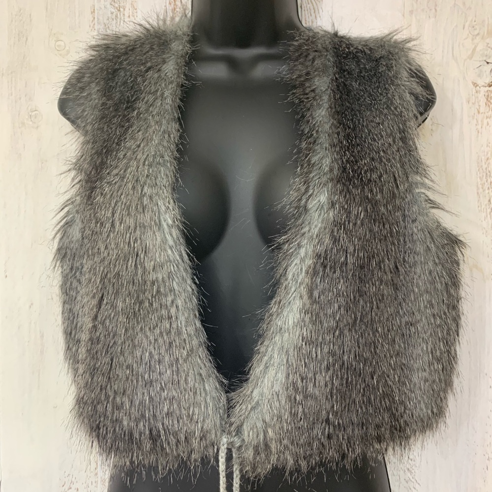 Allen B Faux Fur Grey Vest Wms Large Crochet back